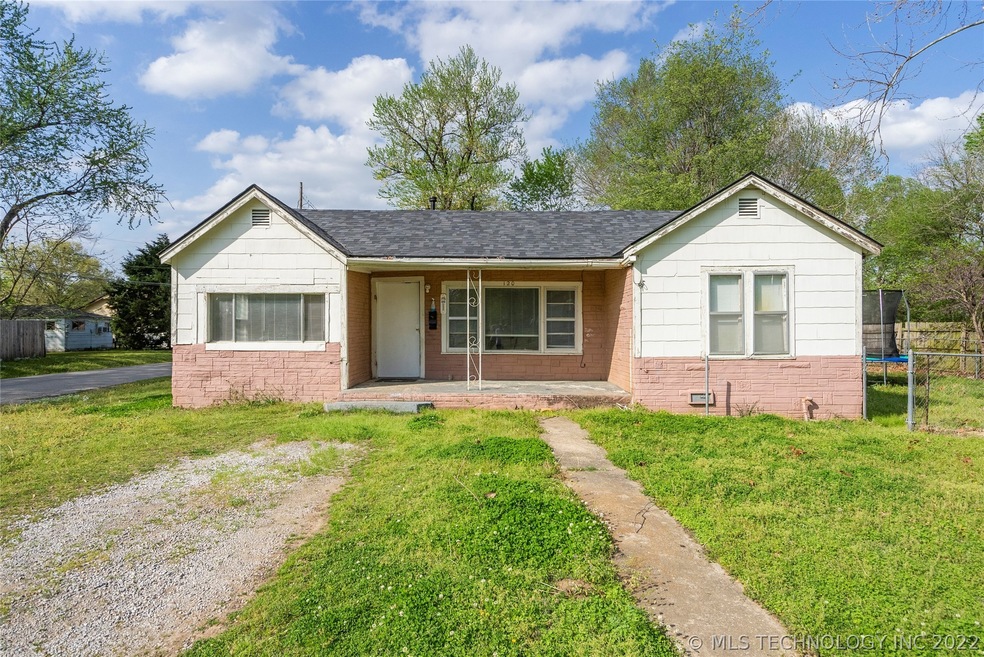 120 W 9th St S, Claremore, OK 74017 - photo 1