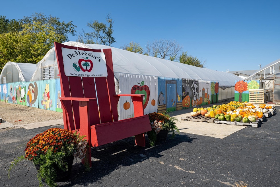 1706 S Baileyville Rd, Freeport, IL 61032 - photo 1