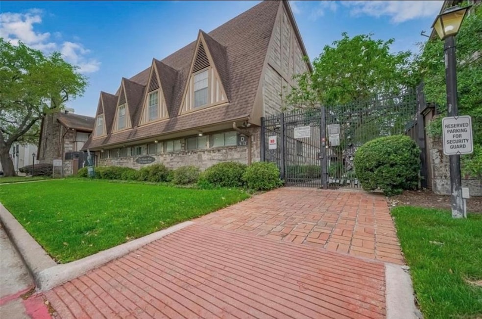 For Rent $1,250/month