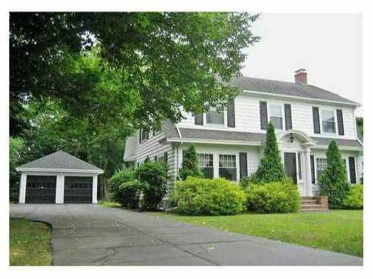 682 Centerville Rd, Warwick, RI 02886 - photo 1