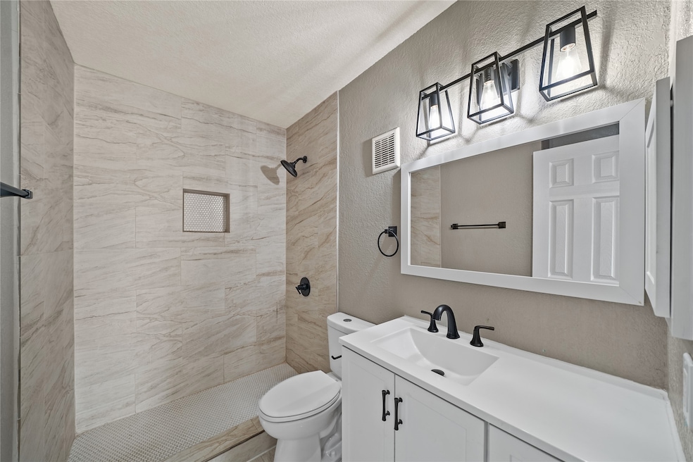 8100 Creekbend Dr unit 183, Houston, TX 77071 - photo 1