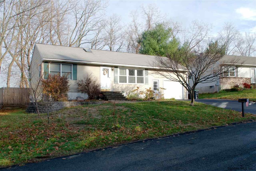 5 Daniel St, Rensselaer, NY 12144 - photo 1