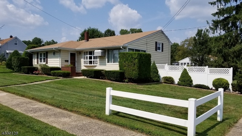 200 S Greasheimer St, Manville, NJ 08835 - photo 1