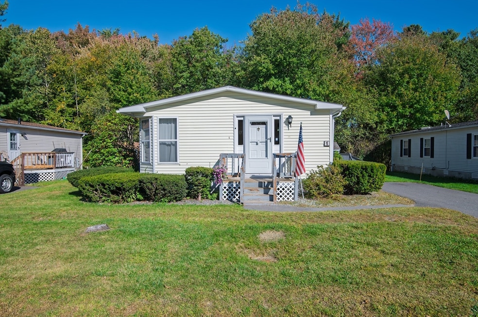1 Canterbury Ln, Rockland, MA 02370 - photo 1