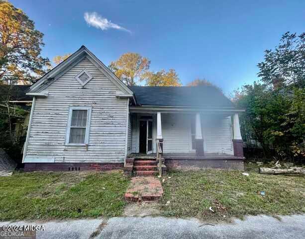 Fixer Upper near National Historic Park