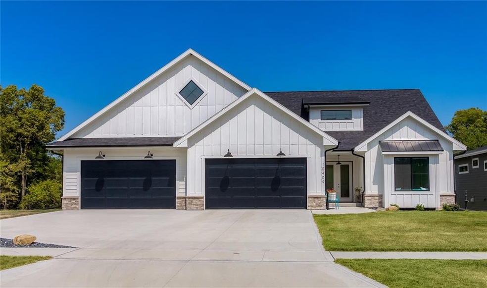 10409 Hidden Valley Dr, Jefferson, IA 50111 - photo 1