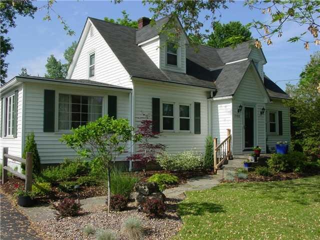 2988 Krueger Rd, North Tonawanda, NY 14120 - photo 1