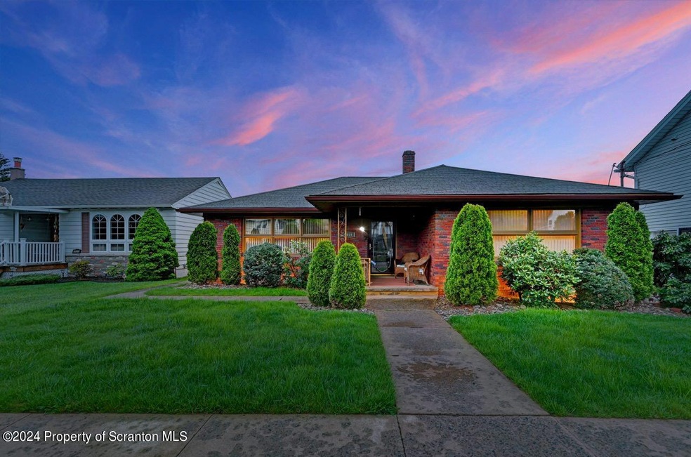 1014 Ridge Ave, Scranton, PA 18510 - photo 1