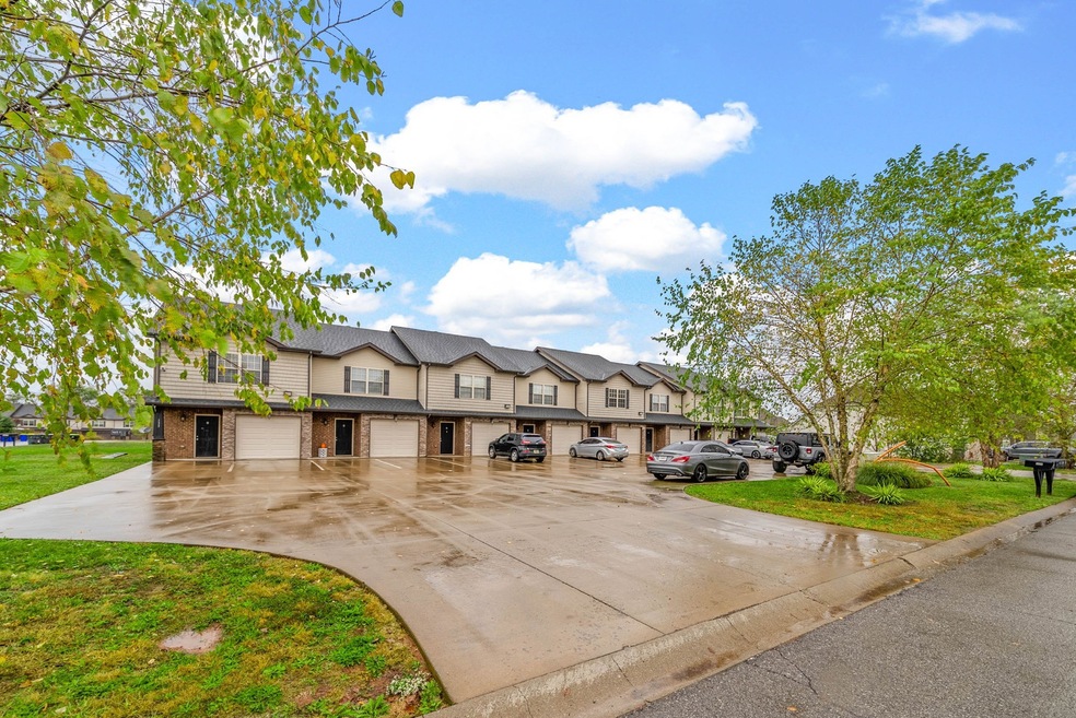 133 Melbourne Dr unit A, Clarksville, TN 37043 - photo 1