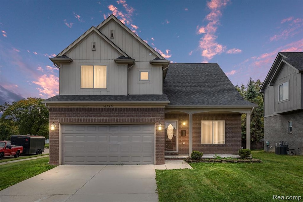 16540 Dort St, Roseville, MI 48066 - photo 1