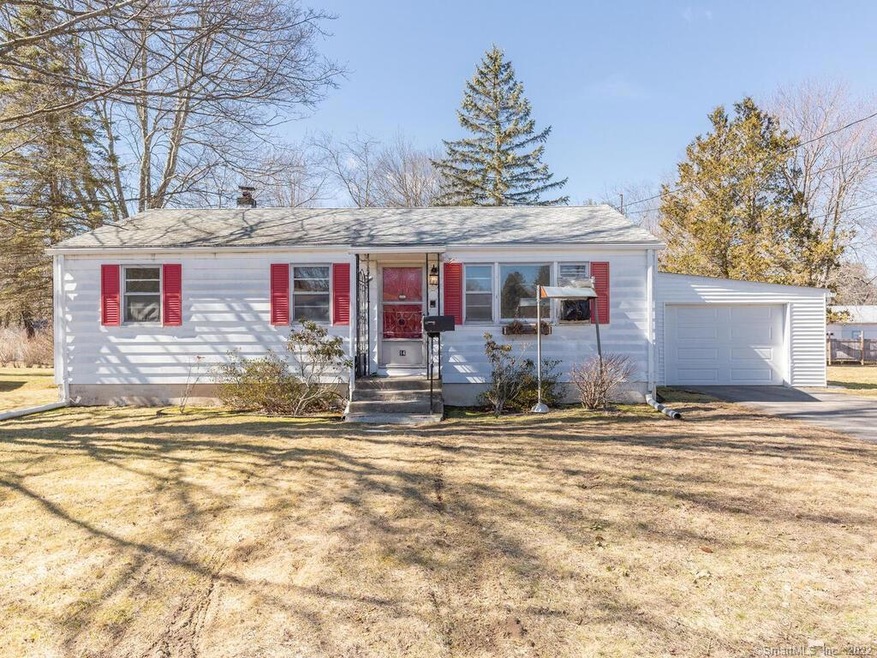 14 Mohawk Dr, Unionville, CT 06085 - photo 1