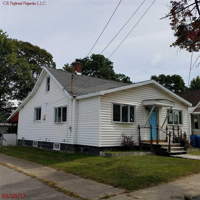 741 Draper Ave, Schenectady, NY 12306 - photo 1