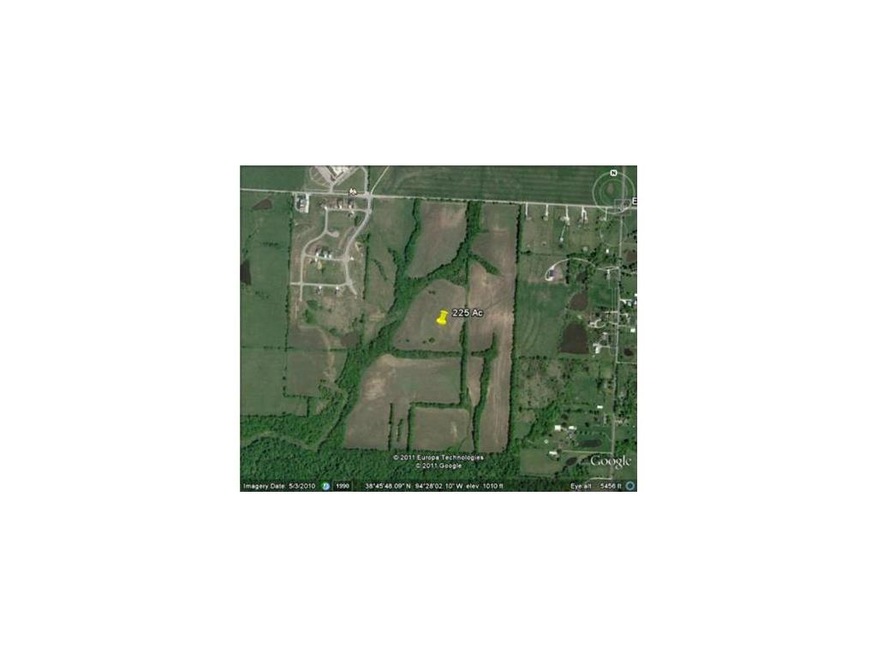 225 ac 195 St, Raymore, MO 64083 - photo 1