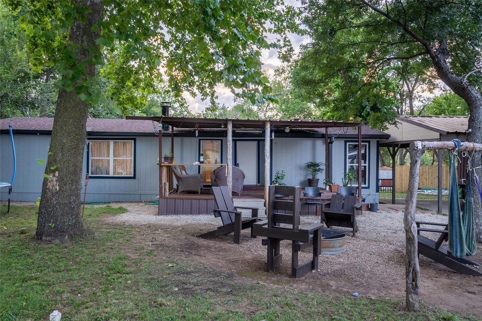 500 Magnolia St, Pottsboro, TX 75076 - photo 1