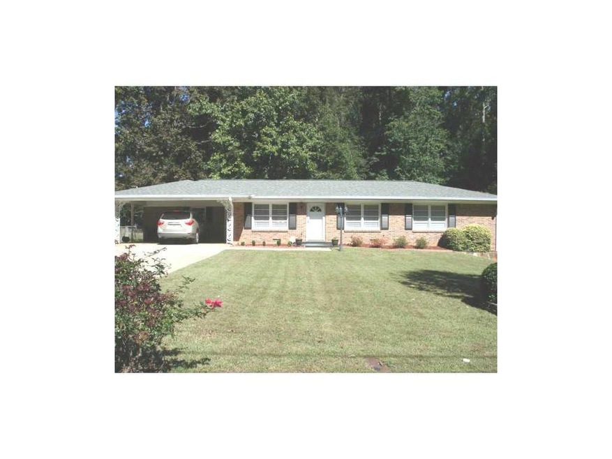 Exterior Front. Well maintained 4-sided brick beau