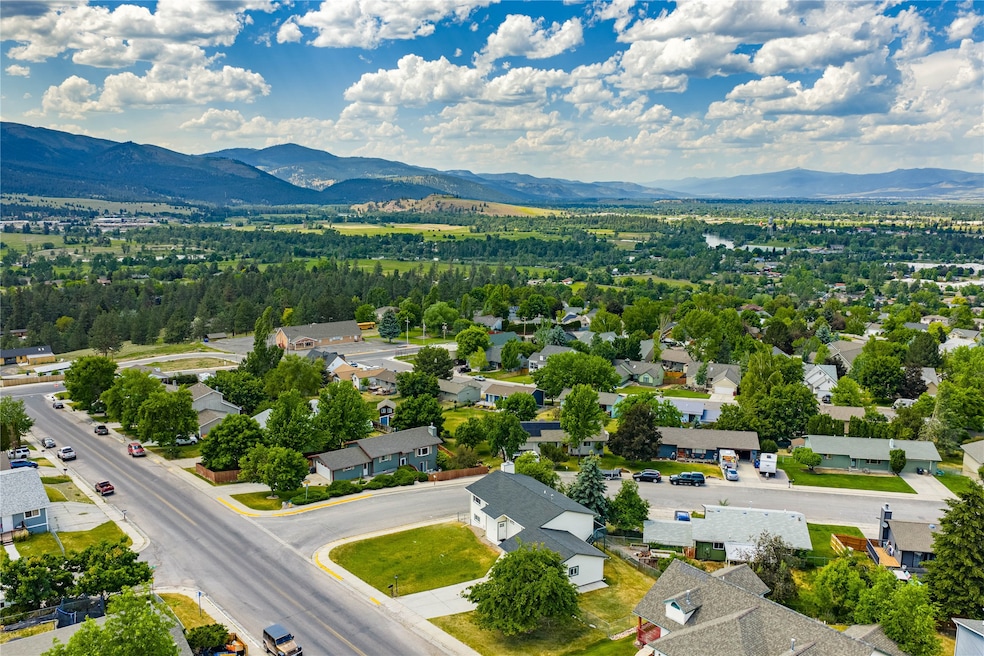 2424 55th St, Missoula, MT 59803 - photo 1