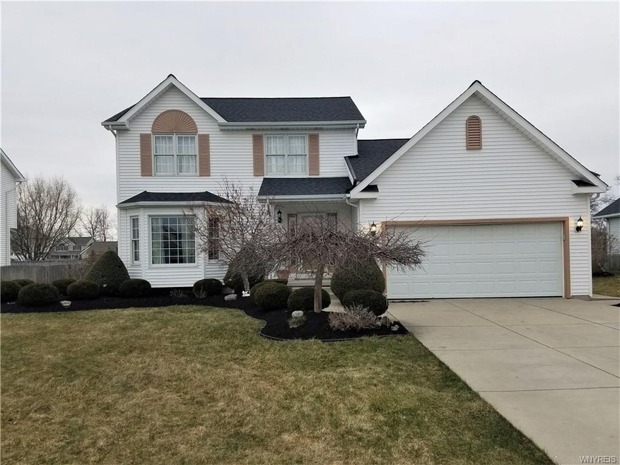 Wonderfully maintained home in neighborhood locati