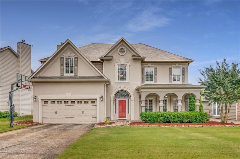 10885 Pinewalk Forest Cir, Alpharetta, GA 30022 - photo 1