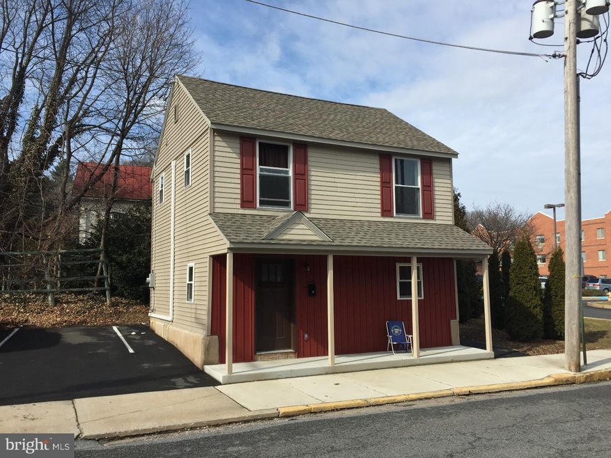 7 N Walnut St, Boyertown, PA 19512 - photo 1