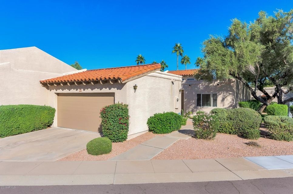 4010 E Lupine Ave-large-001-5-Front Exte