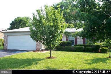 8968 Garland Ct, Manassas, VA 20110 - photo 1
