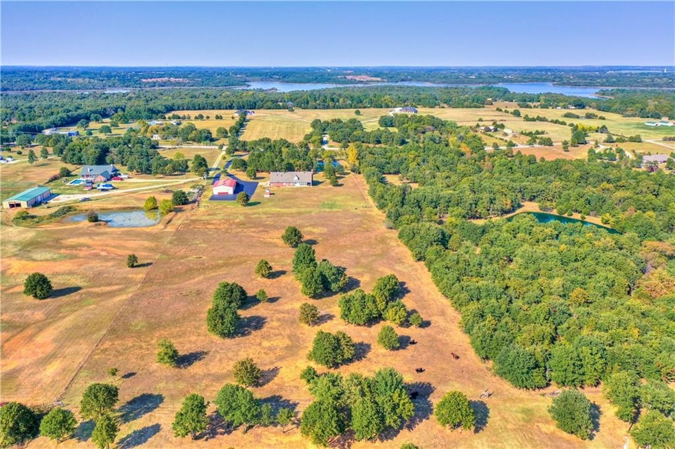 31509 Homer Lane Rd unit A, Shawnee, OK 74801 - photo 1