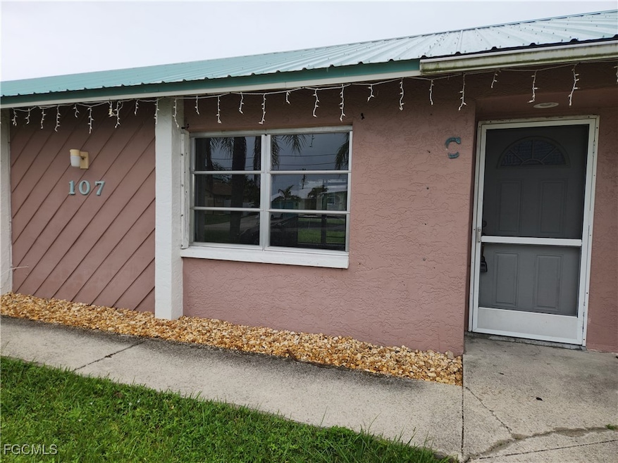 For Rent $1,300/month