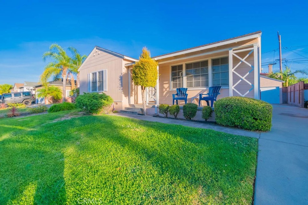 2738 Loomis St, Lakewood, CA 90712 - photo 1