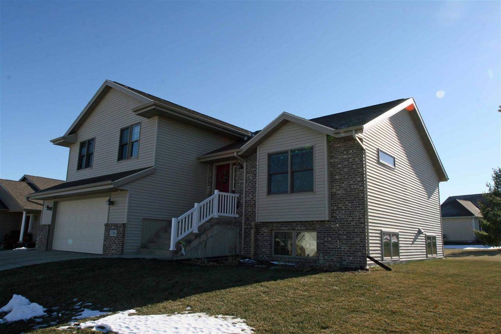 798 Edenberry Ln, Oregon, WI 53575 - photo 1