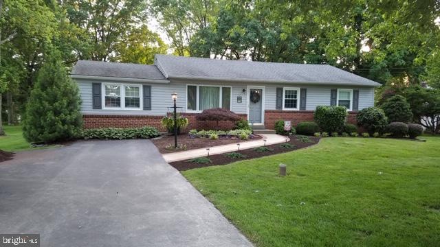 12 Wilkshire Rd, Doylestown, PA 18901 - photo 1