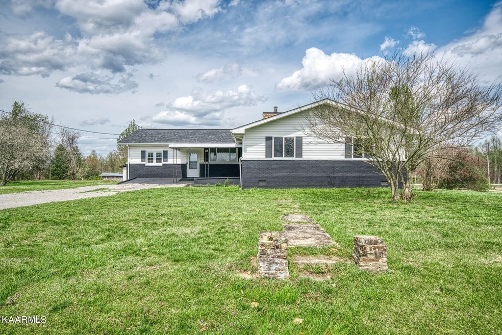 1598 Old Highway 70, Crossville, TN 38572 - photo 1