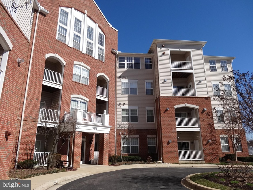 2610 Chapel Lake Dr unit 310, Gambrills, MD 21054 - photo 1