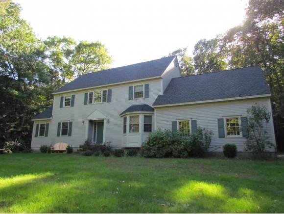 29 Gifford Farm Rd, Stratham, NH 03885 - photo 1