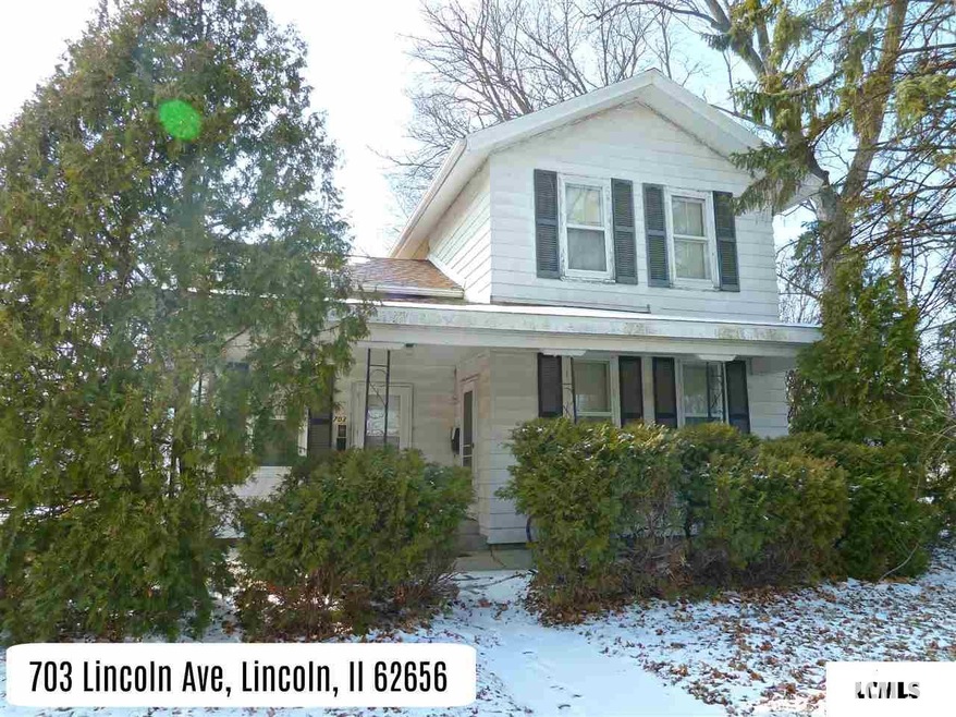 703 Lincoln Ave, Lincoln, IL 62656 - photo 1