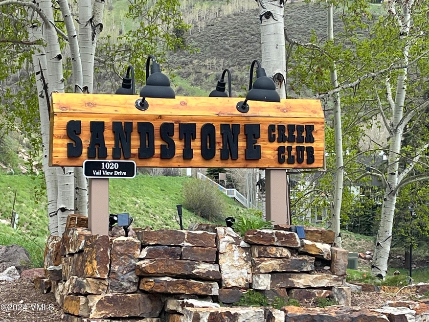 Sandstone Creek Club Sign