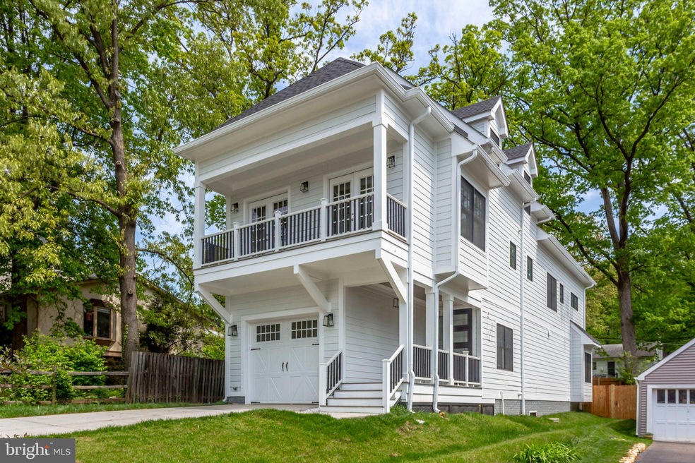 2347 Highland Ave, Falls Church, VA 22046 - photo 1