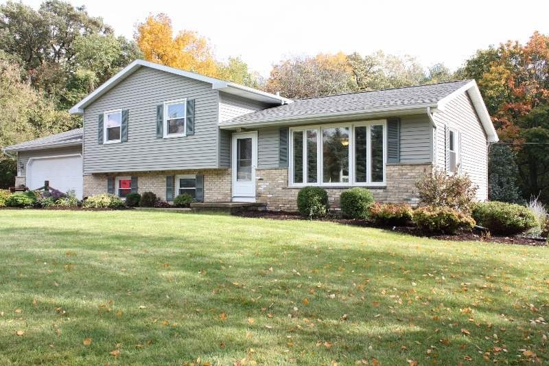 3969 Wilnor Dr, Oregon, WI 53575 - photo 1