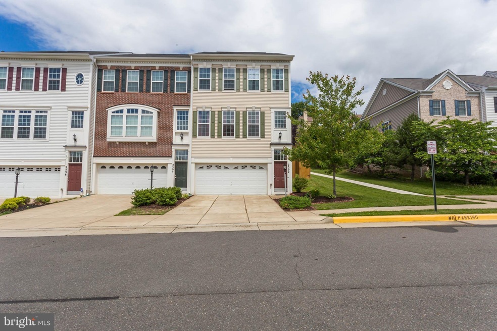 2592 Oak Tree Ln, Woodbridge, VA 22191 - photo 1