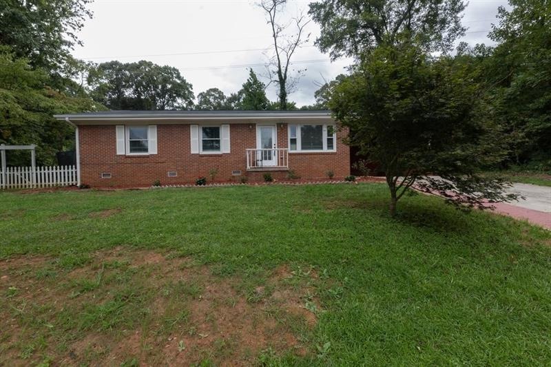 3620 Ledan Rd, Gainesville, GA 30506 - photo 1