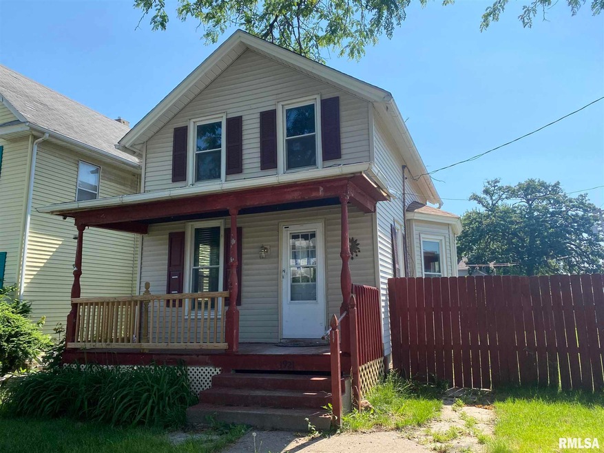 1921 Iowa St, Davenport, IA 52803 - photo 1