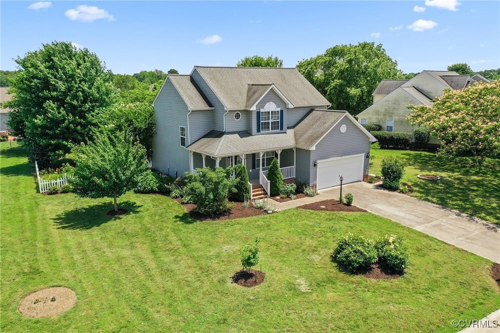 135 Hobbs Hole Ln, Tappahannock, VA 22560 - photo 1