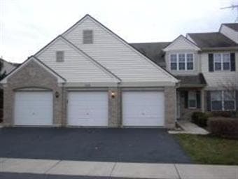 1709 Autumn Ave unit C, Schaumburg, IL 60193 - photo 1