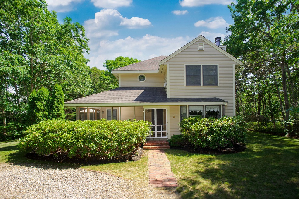 16 Old Purchase Rd, Edgartown, MA 02539 - photo 1