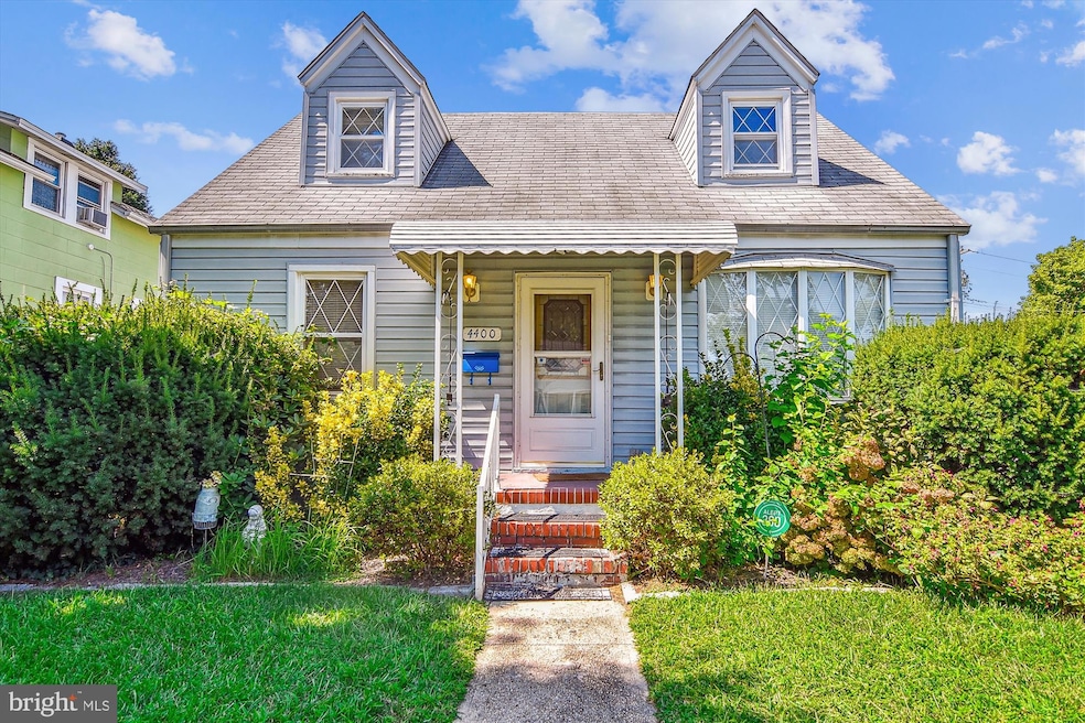 4400 Highview Ave, Baltimore, MD 21229 - photo 1