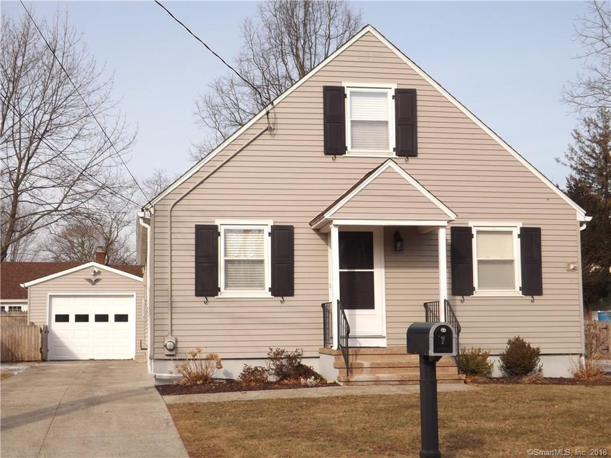 7 Grandview Ave, Wallingford, CT 06492 - photo 1