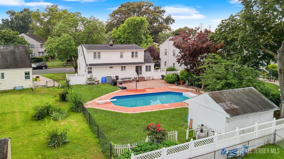 Under Contract $495,000