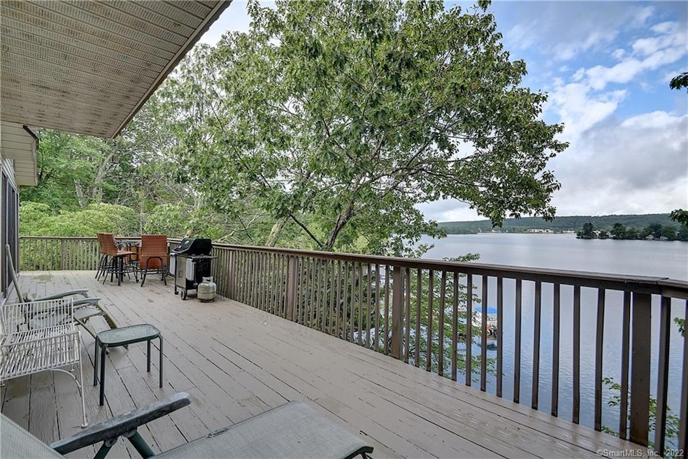 7 S Wangonk Trail, East Hampton, CT 06424 - photo 1