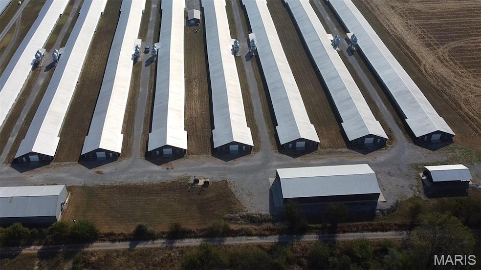 8 poultry house 46x600 built 2020