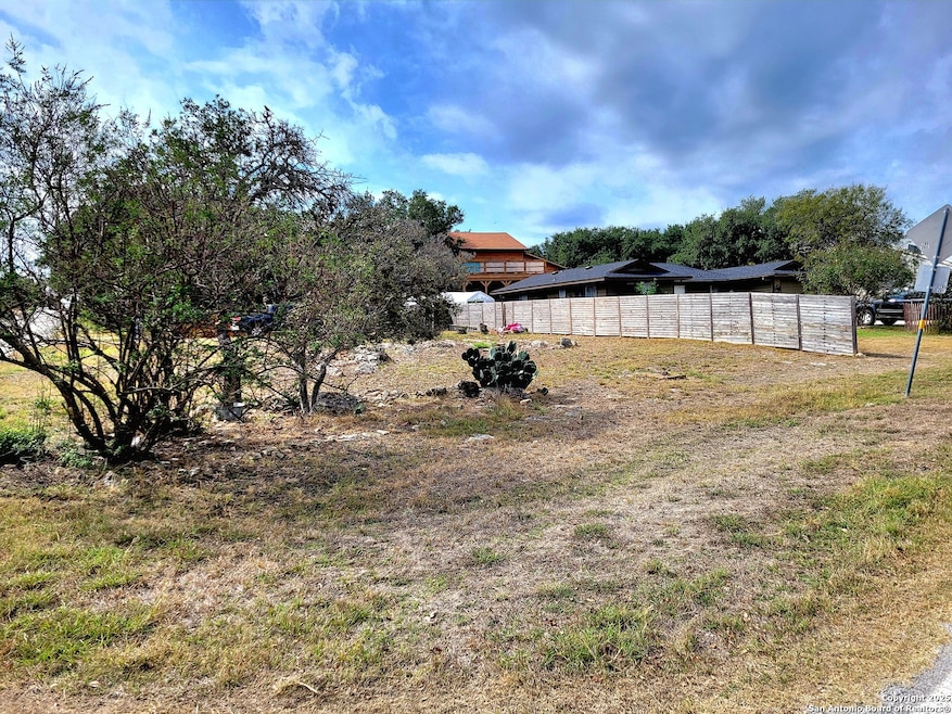 2566 Glenn Dr, Canyon Lake, TX 78133 - photo 1