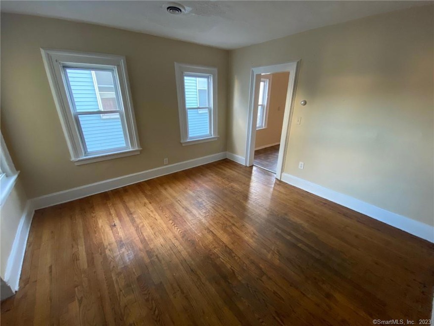 342 Poplar St unit 2, New Haven, CT 06513 - photo 1